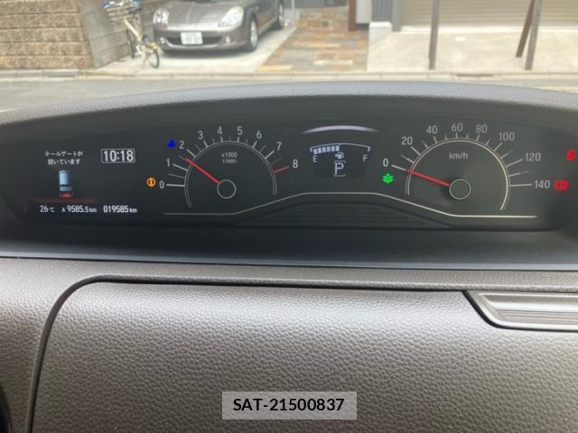 Honda N BOX 2022-10 7250082-17