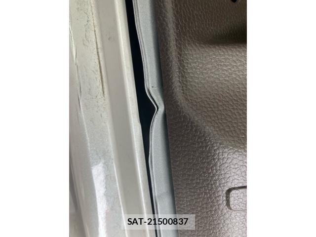 Honda N BOX 2022-10 7250082-27