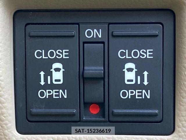 Honda N BOX 2019-02 7251671-5