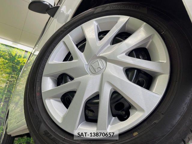 Honda N BOX 2025-10 7251653-12