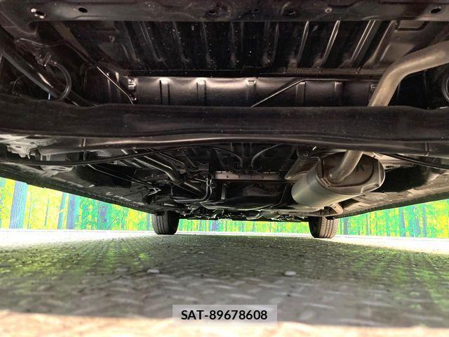 Honda N BOX 2018-07 7251665-18
