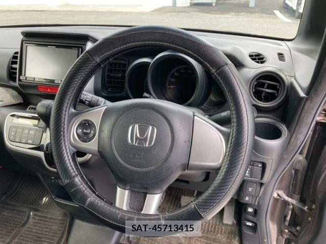 Honda N BOX 2016-11 7251680-15