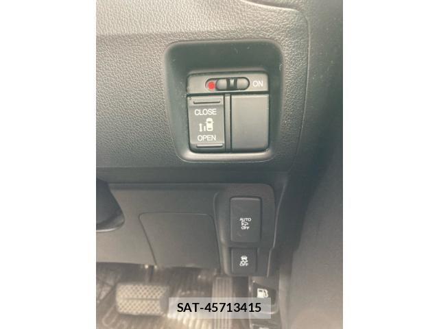 Honda N BOX 2016-11 7251680-17