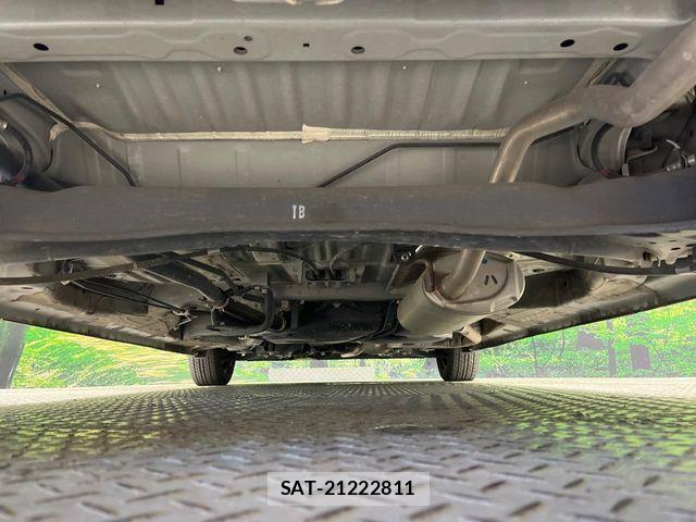 Honda N BOX 2019-05 7251669-19