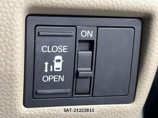Honda N BOX 2019-05 7251669-4