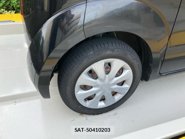 Honda N BOX 2014-01 7249947-6