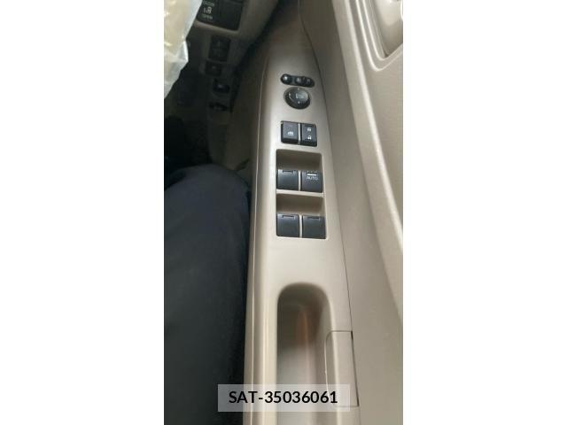 Honda N BOX 2013-02 7251685-10