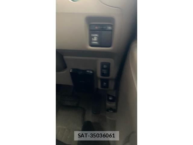 Honda N BOX 2013-02 7251685-11