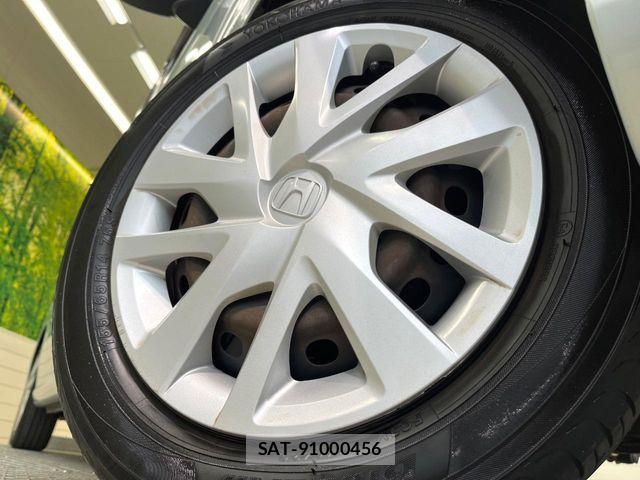 Honda N BOX 2017-11 7251675-12