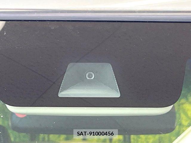 Honda N BOX 2017-11 7251675-2