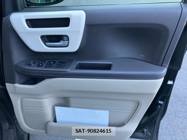 Honda N BOX 2020-09 7251673-11