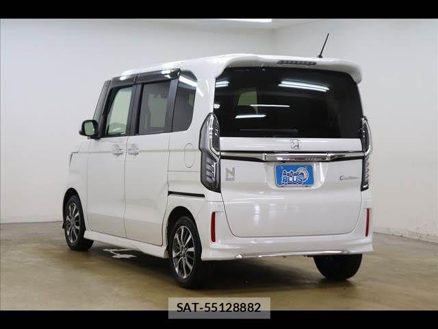 Honda N BOX 2023-03 7272458-19