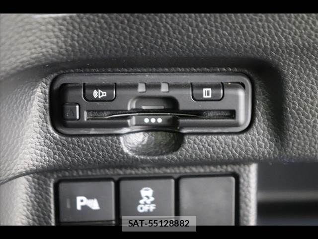 Honda N BOX 2023-03 7272458-5
