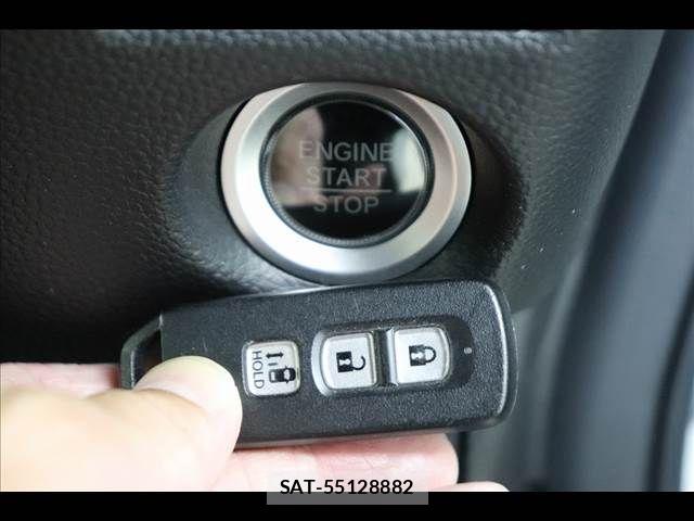 Honda N BOX 2023-03 7272458-7