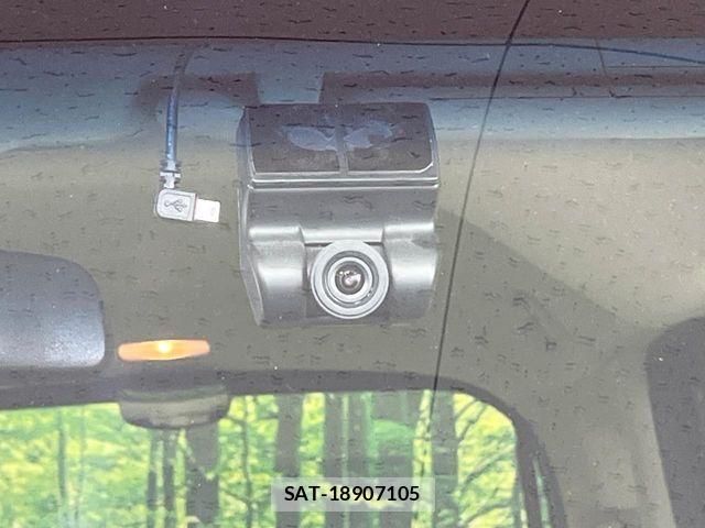Honda N BOX 2019-06 7272451-6