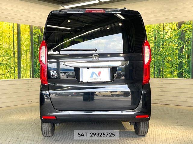 Honda N BOX 2022-11 7272453-14