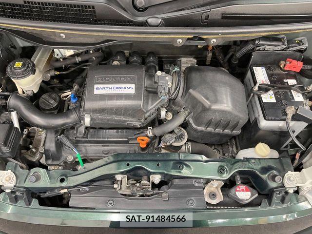 Honda N BOX 2015-12 7272463-17