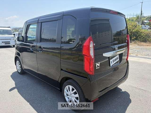 Honda N BOX 2018-10 7272465-8