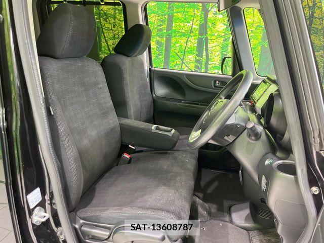 Honda N BOX 2017-05 7272464-7