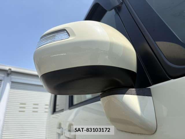 Honda N BOX 2014-05 7271347-11