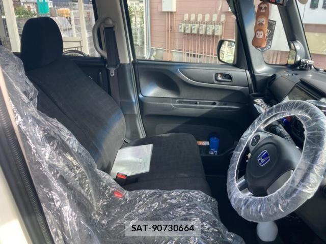 Honda N BOX 2015-06 7271344-11