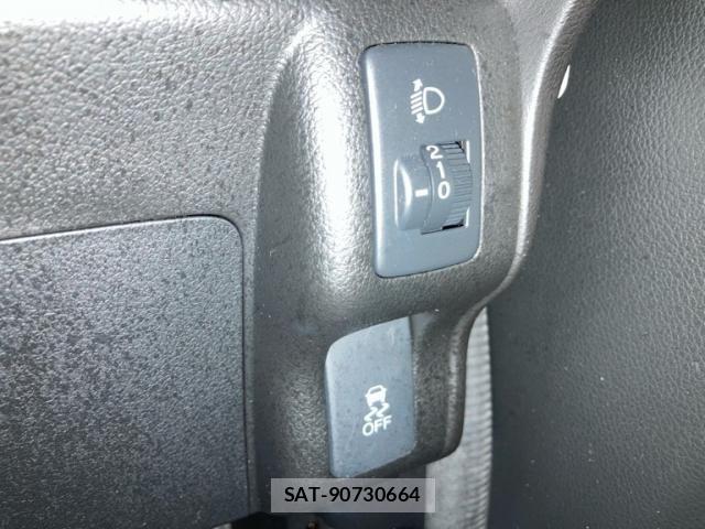 Honda N BOX 2015-06 7271344-24