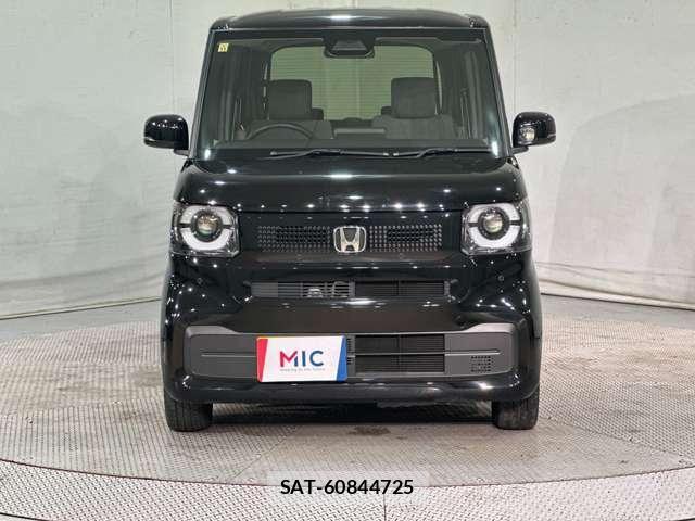 Honda N BOX 2023-11 7272449-2