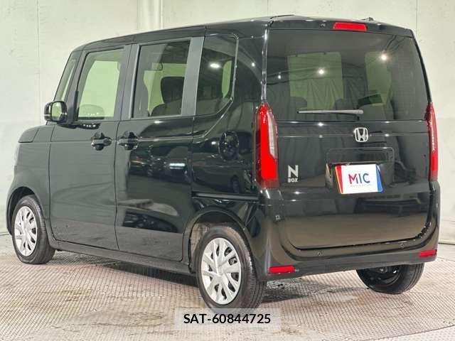 Honda N BOX 2023-11 7272449-6