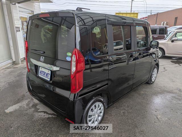 Honda N BOX 2019-10 7272459-1