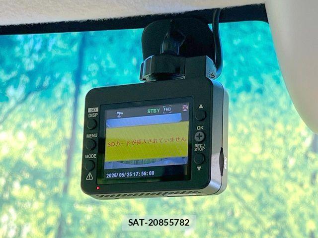 Honda N BOX 2019-07 7272456-5