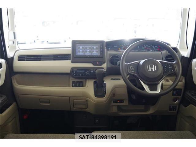 Honda N BOX 2019-05 7272457-1