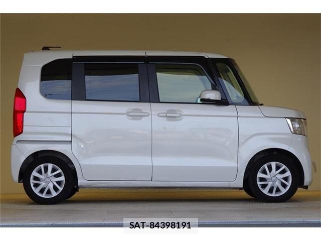 Honda N BOX 2019-05 7272457-22