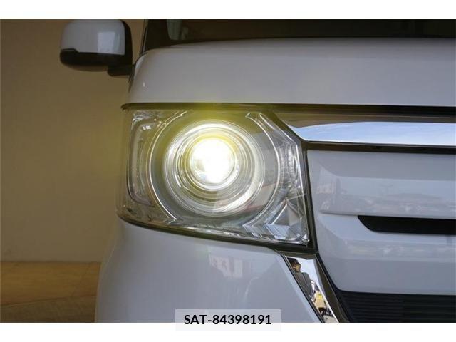 Honda N BOX 2019-05 7272457-25