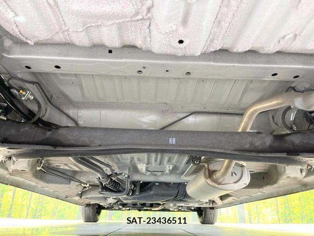 Honda N BOX 2023-03 7272454-18