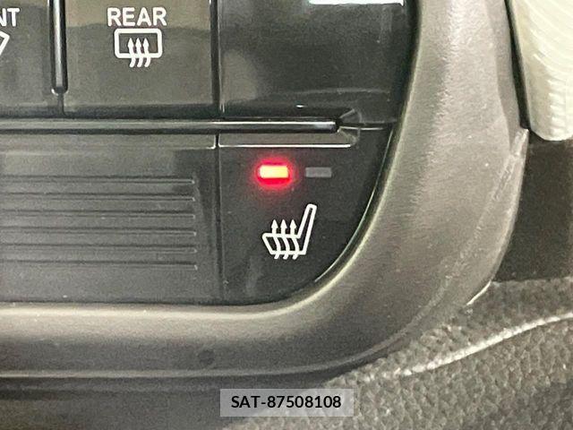 Honda N BOX 2022-02 7328695-5