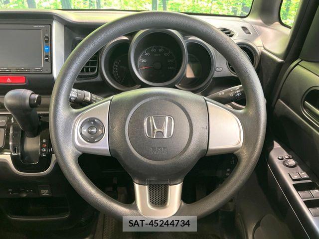 Honda N BOX 2016-03 7328741-10