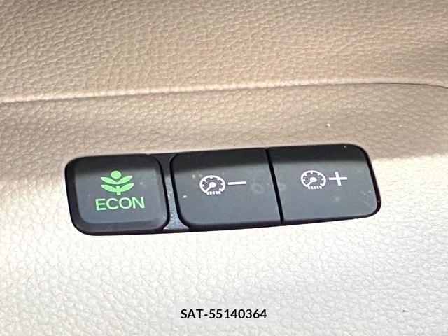 Honda N BOX 2017-10 7328720-17