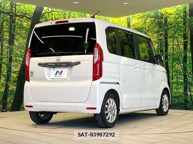 Honda N BOX 2021-08 7328729-16