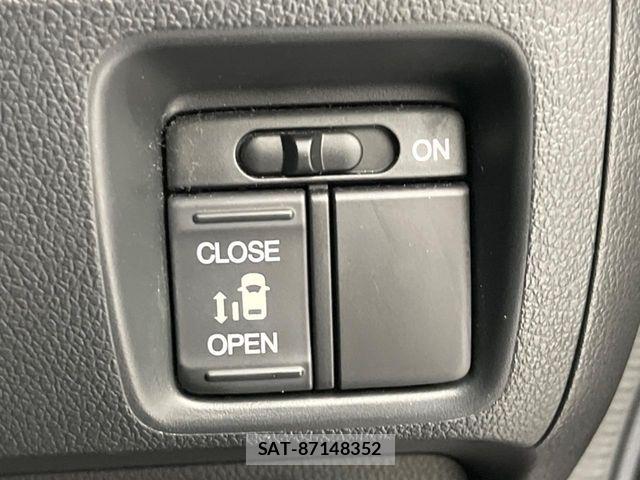 Honda N BOX 2015-06 7328737-2