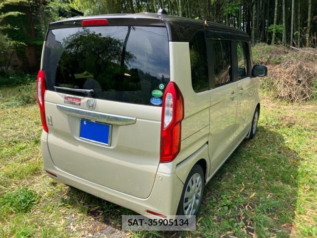 Honda N BOX 2018-01 7328762-3