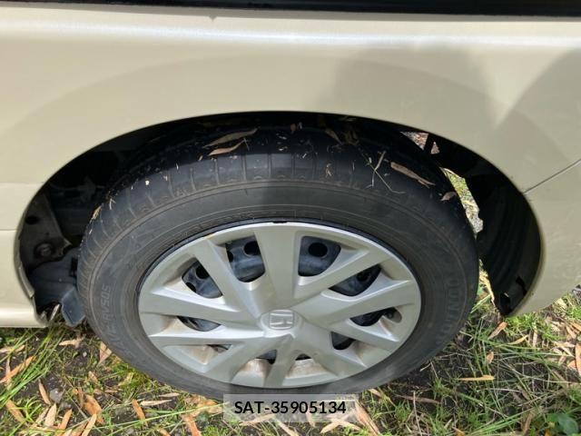 Honda N BOX 2018-01 7328762-5