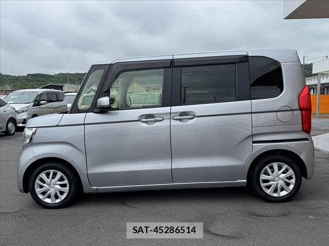 Honda N BOX 2022-02 7328712-11