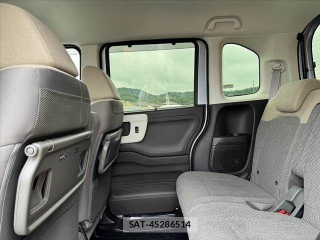 Honda N BOX 2022-02 7328712-18