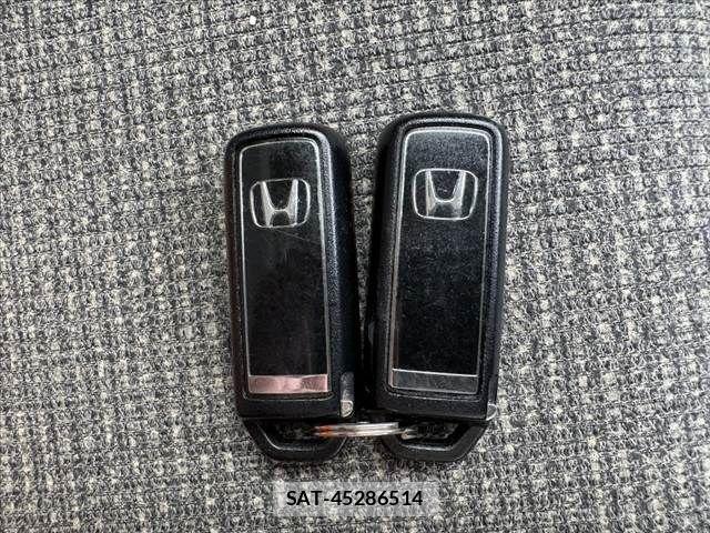 Honda N BOX 2022-02 7328712-21