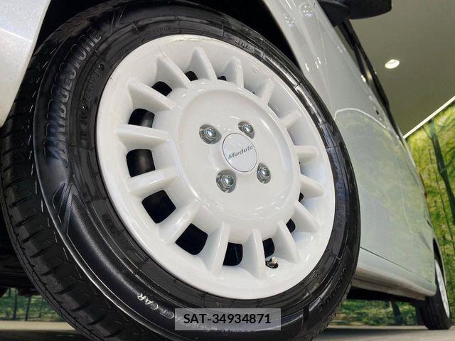 Honda N BOX 2022-02 7328705-12