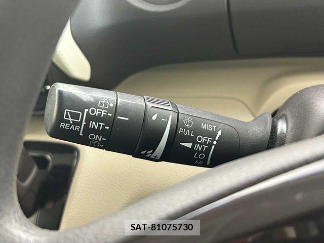 Honda N BOX 2017-11 7328750-10
