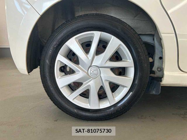 Honda N BOX 2017-11 7328750-26