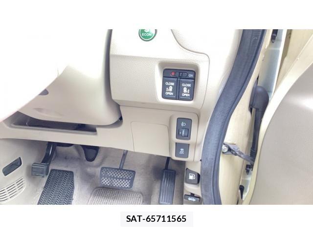 Honda N BOX 2015-06 7328763-11