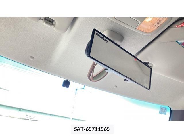 Honda N BOX 2015-06 7328763-16