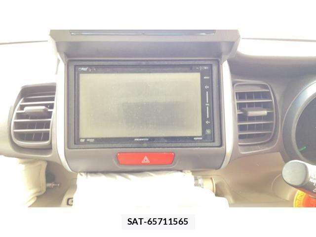 Honda N BOX 2015-06 7328763-17